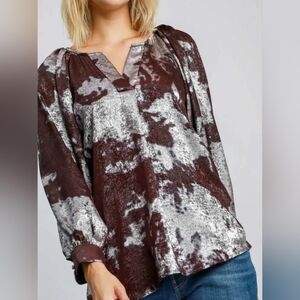 Umgee Women's Maroon and Cream Tie-Dye Blouse Size L